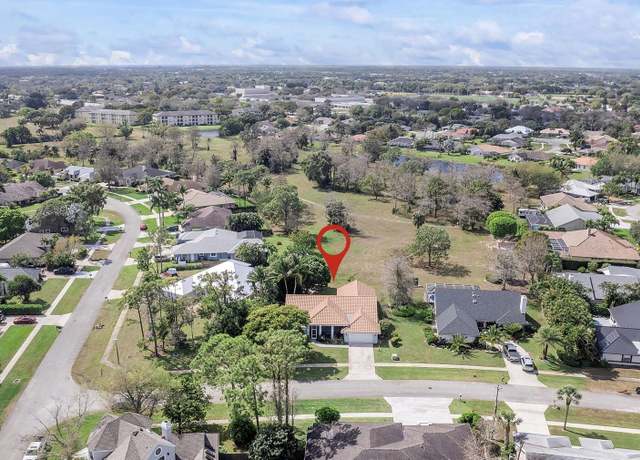 Property at 1611 Yarmouth Ave, Wellington, FL 33414, 4 beds, 3 baths