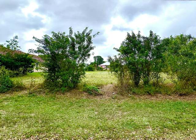 Property at 2426 SW Monterrey Ln, Port Saint Lucie, FL 34953