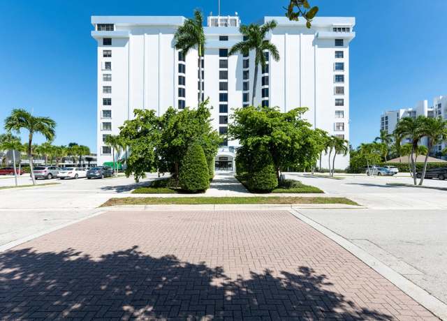 Property at 3800 Washington Rd #1002, West Palm Beach, FL 33405, 1 bed, 1.5 baths