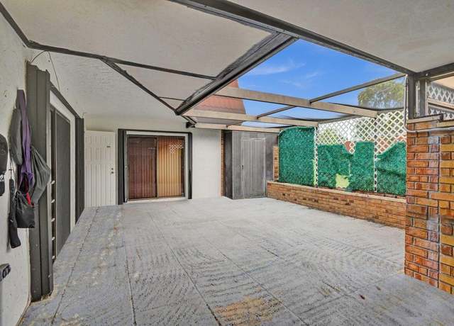 Property at 4628 Suburban Pines Dr, Lake Worth, FL 33463, 3 beds, 2.5 baths