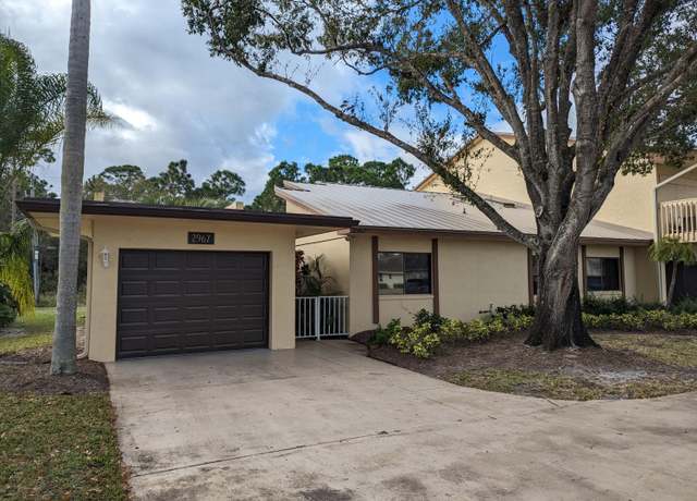 Property at 2967 Bent Pine Dr, Fort Pierce, FL 34951, 3 beds, 2 baths