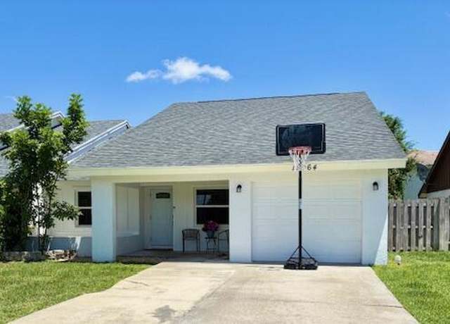 Property at 12064 Suellen Cir, Wellington, FL 33414, 3 beds, 2 baths