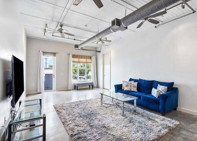 Property at 103 SE 4th Ave #203, Delray Beach, FL 33483, 3 beds, 2.5 baths