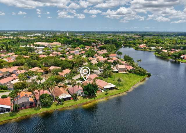 Property at 1388 Garden Rd, Weston, FL 33326, 3 beds, 2.5 baths