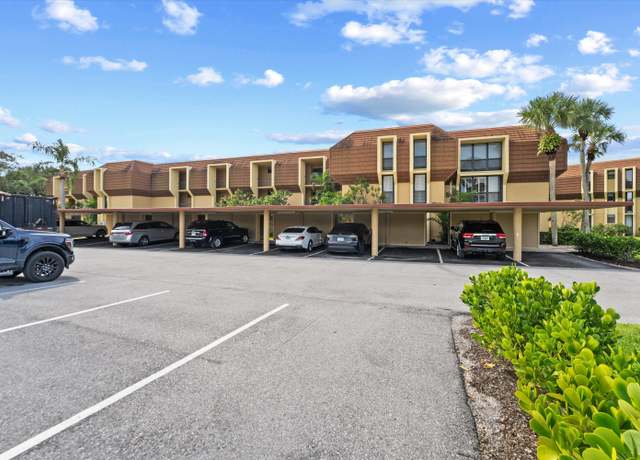 Property at 5344 Woodland Lakes Dr #120, Palm Beach Gardens, FL 33418, 3 beds, 2 baths