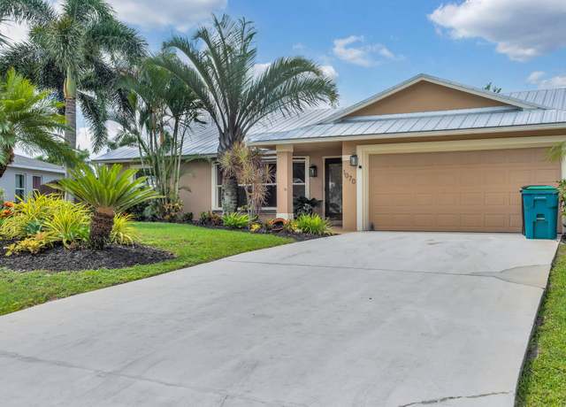 Property at 1070 SW Jennifer Ter, Port Saint Lucie, FL 34953, 3 beds, 2 baths
