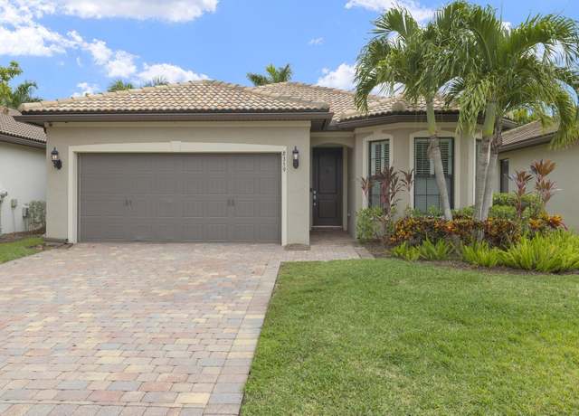 Property at 8359 Hanoverian Dr, Lake Worth, FL 33467, 3 beds, 2 baths