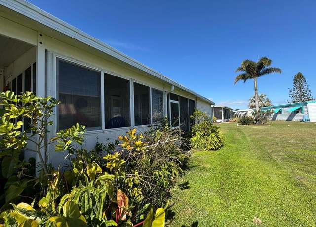 Property at 934 Thrush Cir, Barefoot Bay, FL 32976, 3 beds, 2 baths
