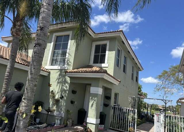Property at 6207 Adriatic Way Way, West Palm Beach, FL 33413, 3 beds, 2.5 baths