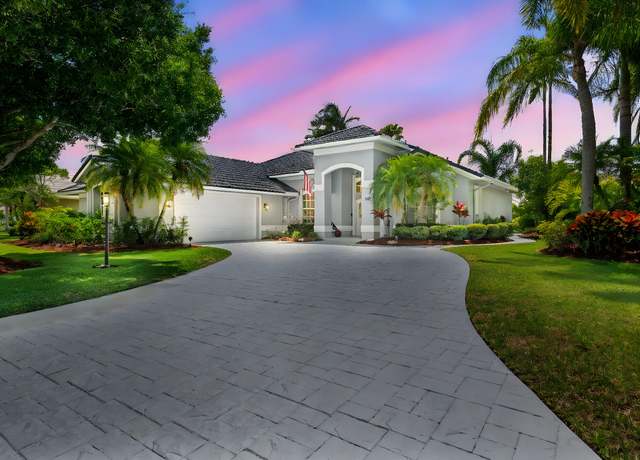 Property at 550 SW Sanctuary Dr, Port Saint Lucie, FL 34986, 3 beds, 2 baths
