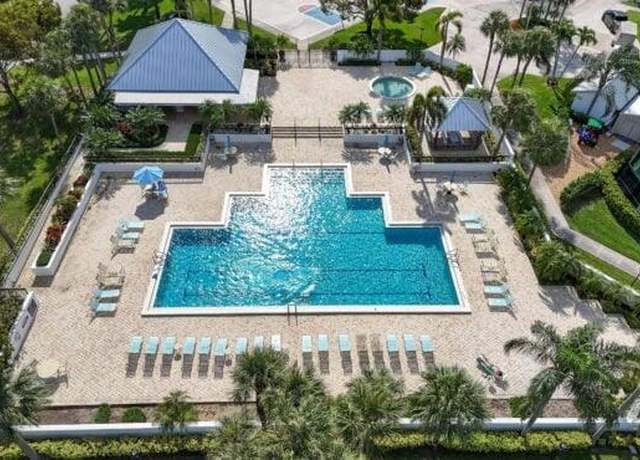 Property at 247 Ridge Rd, Jupiter, FL 33477, 4 beds, 2 baths