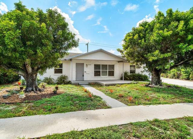 Property at 403 S 13th Ct, Lantana, FL 33462, 4 beds, 2 baths