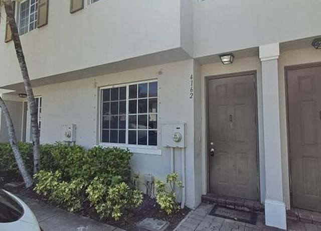 Property at 4162 Napoli Lake Dr, Riviera Beach, FL 33410, 3 beds, 2.5 baths