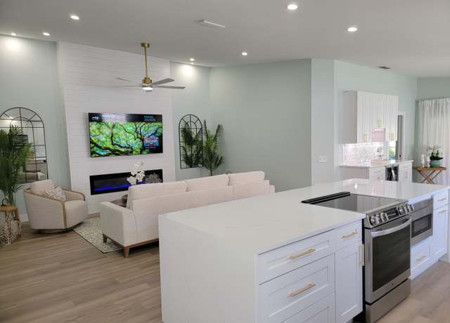 Property at 889 SW Balmoral Trce, Stuart, FL 34997, 2 beds, 2 baths