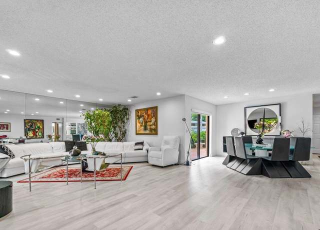 Property at 36 Westgate Ln Unit C, Boynton Beach, FL 33436, 3 beds, 2 baths