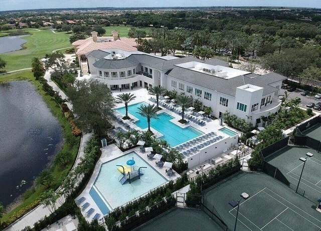 Property at 8877 Valhalla Dr, Delray Beach, FL 33446, 5 beds, 5.5 baths