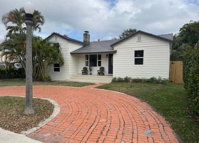 Property at 722 N K St, Lake Worth Beach, FL 33460, 4 beds, 2 baths