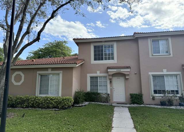 Property at 9945 Kamena Cir, Boynton Beach, FL 33436, 2 beds, 2.5 baths