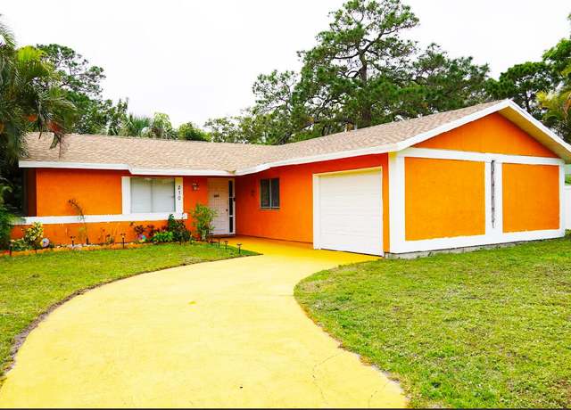 Property at 210 SW Bridgeport Dr, Port Saint Lucie, FL 34953, 3 beds, 2 baths
