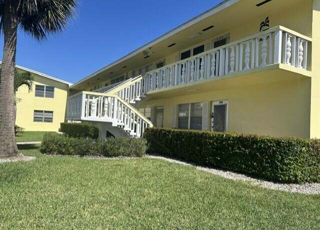 Property at 105 Sheffield E, West Palm Beach, FL 33417, 2 beds, 1.5 baths