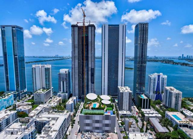 Property at 700 NE 24th St #1005, Miami, FL 33131, 3 beds, 3.5 baths