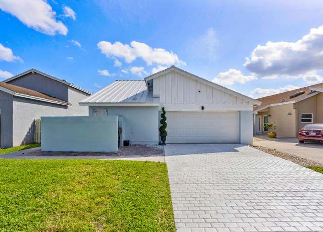 Property at 1930 NW 10th St, Delray Beach, FL 33445, 3 beds, 2 baths