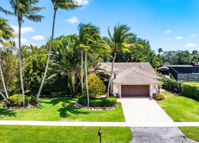 Property at 4590 Live Oak Blvd, Delray Beach, FL 33445, 3 beds, 3.5 baths