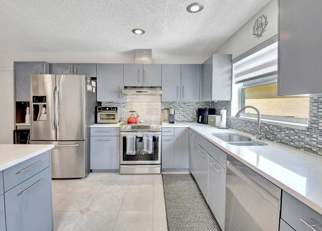 Property at 20979 Springs Ter, Boca Raton, FL 33428, 4 beds, 2 baths