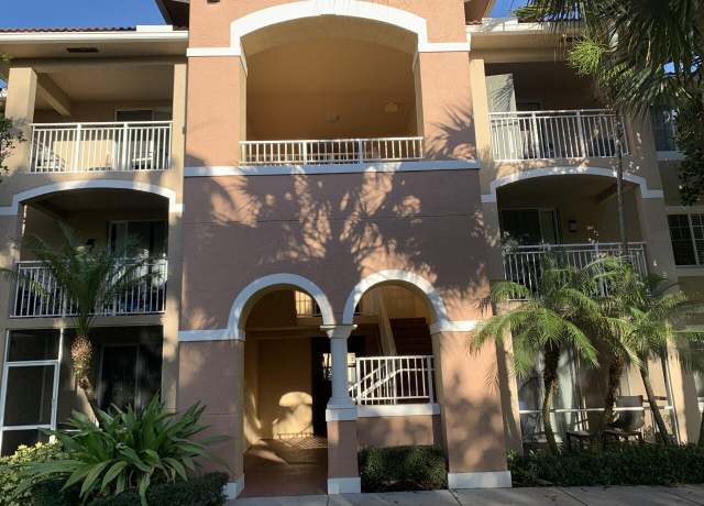 Property at 6434 Emerald Dunes Dr #303, West Palm Beach, FL 33411, 3 beds, 2 baths