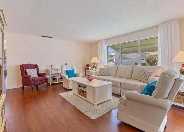 Property at 135 South Blvd Unit D, Boynton Beach, FL 33435, 2 beds, 2 baths