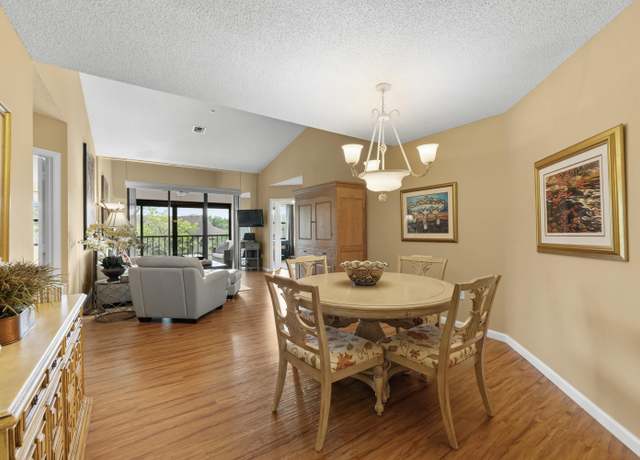 Property at 5155 Europa Dr Unit U, Boynton Beach, FL 33437, 3 beds, 2 baths