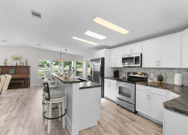 Property at 3808 Sandlace Ct, Port Saint Lucie, FL 34952, 2 beds, 2 baths