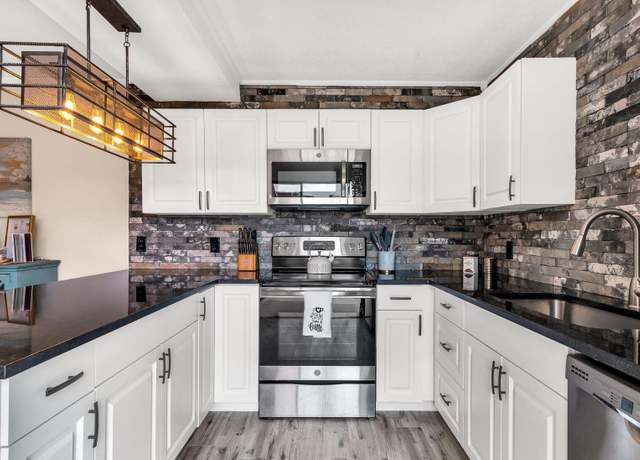 Property at 3167 Gardens East Dr Unit A, Palm Beach Gardens, FL 33410, 2 beds, 2 baths