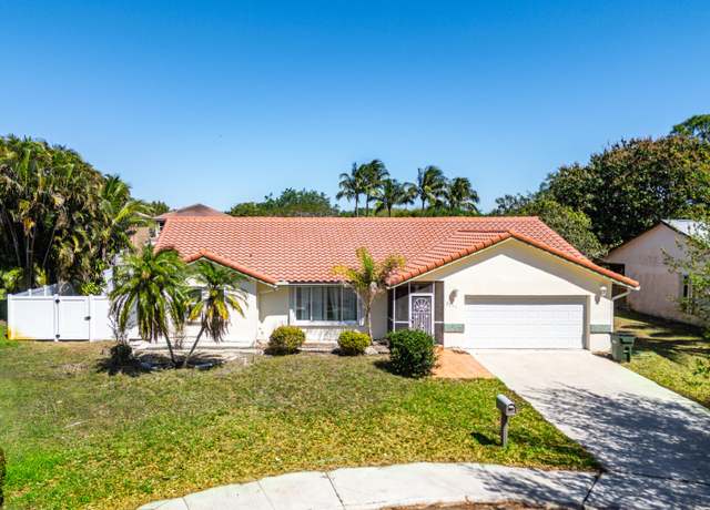 Property at 4195 NW 10th St, Delray Beach, FL 33445, 3 beds, 2 baths