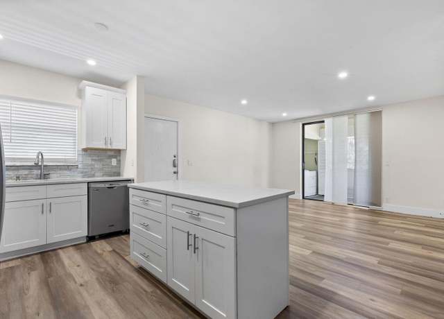 Property at 8406 W Sample Rd #226, Coral Springs, FL 33065, 2 beds, 2 baths