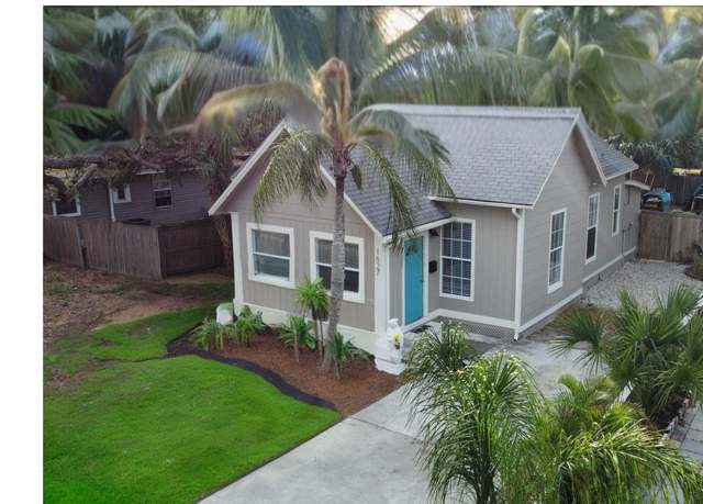 Property at 1627 43rd St S, St. Petersburg, FL 33711, 3 beds, 2 baths