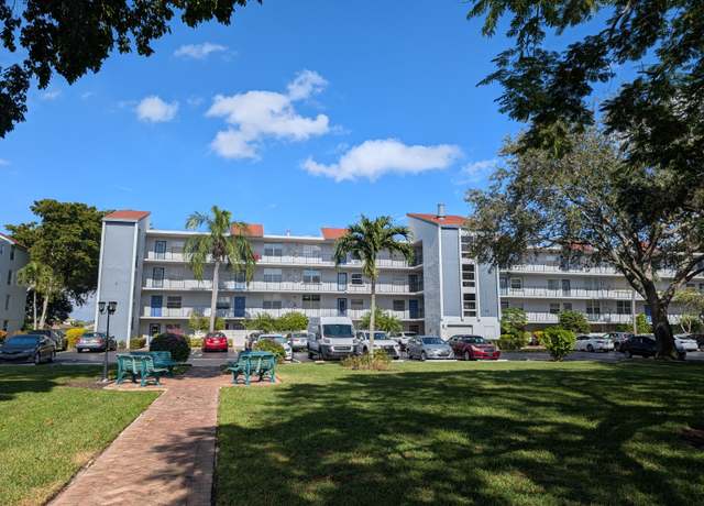 Property at 14701 Cumberland Dr #2040, Delray Beach, FL 33446, 1 bed, 2 baths