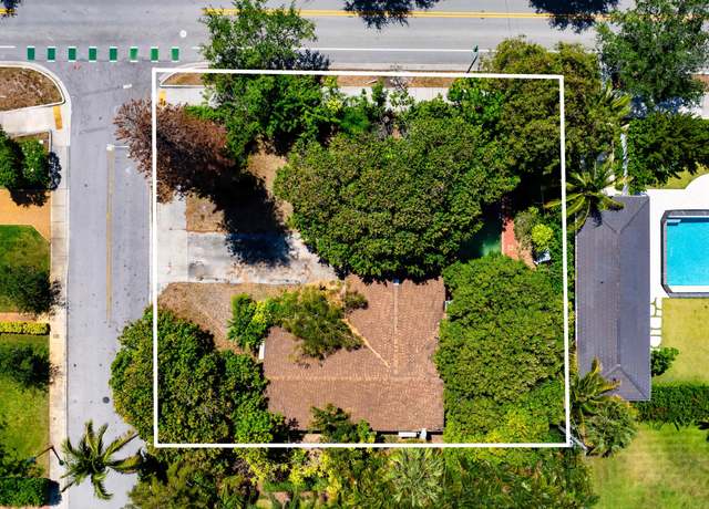 Property at 261 Rutland Blvd, West Palm Beach, FL 33405, 3 beds, 2 baths