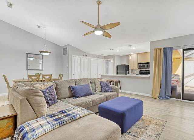 Property at 2302 Appleton Ct, Palm Beach Gardens, FL 33403, 2 beds, 2 baths