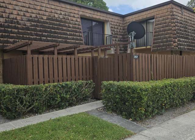 Property at 2601 26th Ln, Greenacres, FL 33463, 3 beds, 2.5 baths