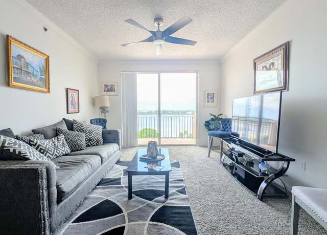 Property at 616 Clearwater Park Rd #904, West Palm Beach, FL 33401, 2 beds, 2 baths