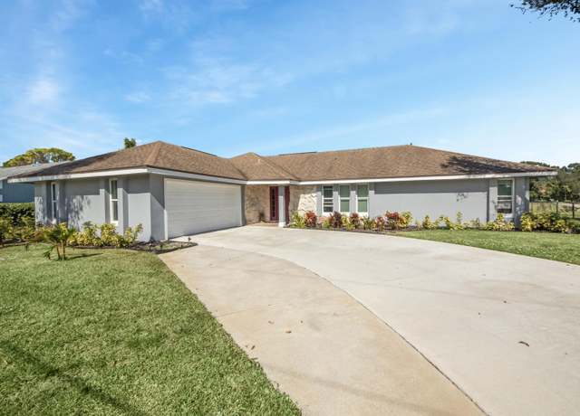 Property at 4800 Eagle Dr, Fort Pierce, FL 34951, 3 beds, 2 baths