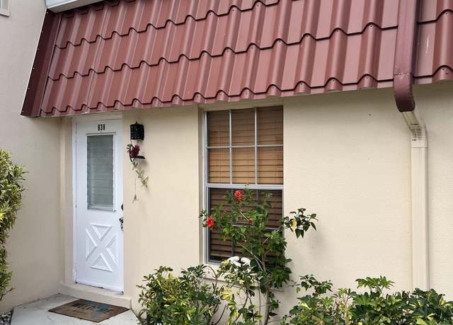Property at 638 Marlboro Oval, Lake Worth, FL 33467, 2 beds, 2 baths