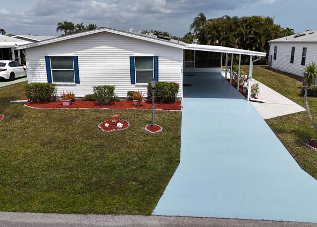 Property at 3700 Westchester Ct, Port Saint Lucie, FL 34952, 3 beds, 2 baths