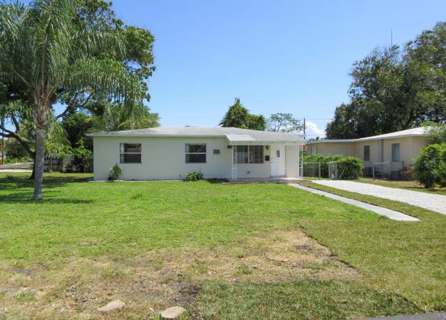 Property at 716 NE 1st Ave, Pompano Beach, FL 33060, 3 beds, 1 bath
