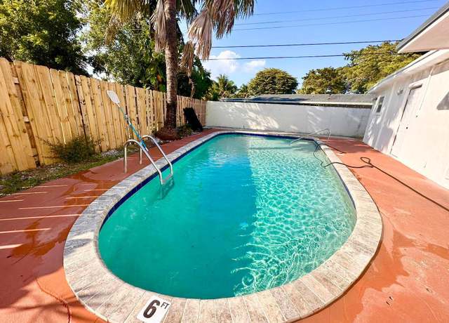 Property at 601 NW 38th St, Deerfield Beach, FL 33064, 4 beds, 4 baths