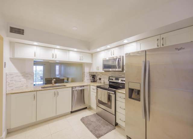 Property at 10422 NW 24th Pl Unit 408,, Sunrise, FL 33322, 2 beds, 2 baths