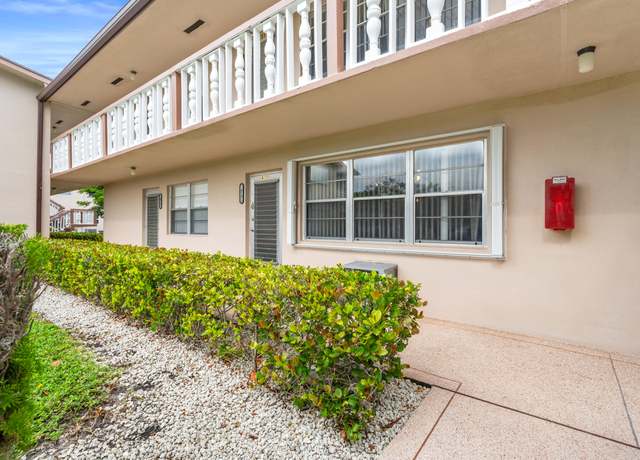 Property at 419 Chatham U, West Palm Beach, FL 33417, 1 bed, 1.5 baths