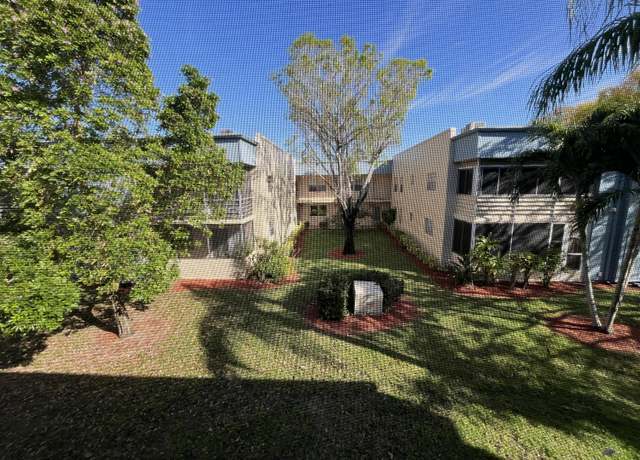 Property at 957 Flanders T, Delray Beach, FL 33484, 2 beds, 2 baths