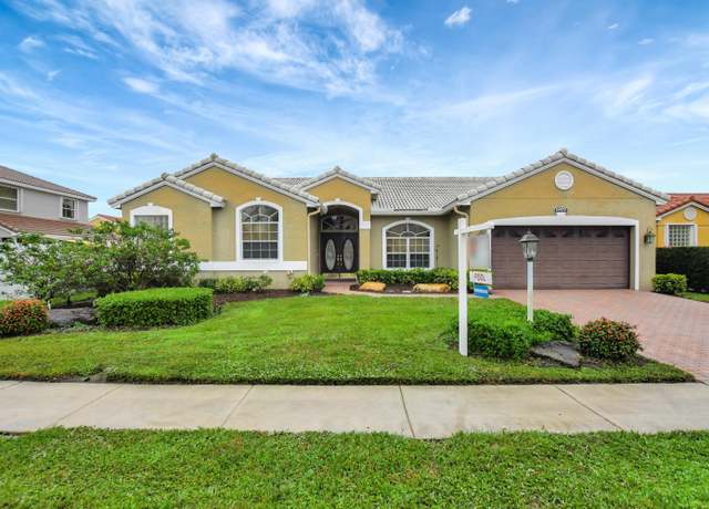 Property at 18570 Serena Pointe Ln, Boca Raton, FL 33496, 4 beds, 2 baths